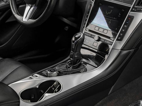 Used 2017 INFINITI Q60 3.0t w/ Premium Plus Package 3.0T image 21