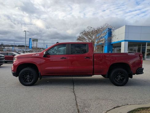 Used 2024 Chevrolet Silverado 1500 LT Trail Boss image 5