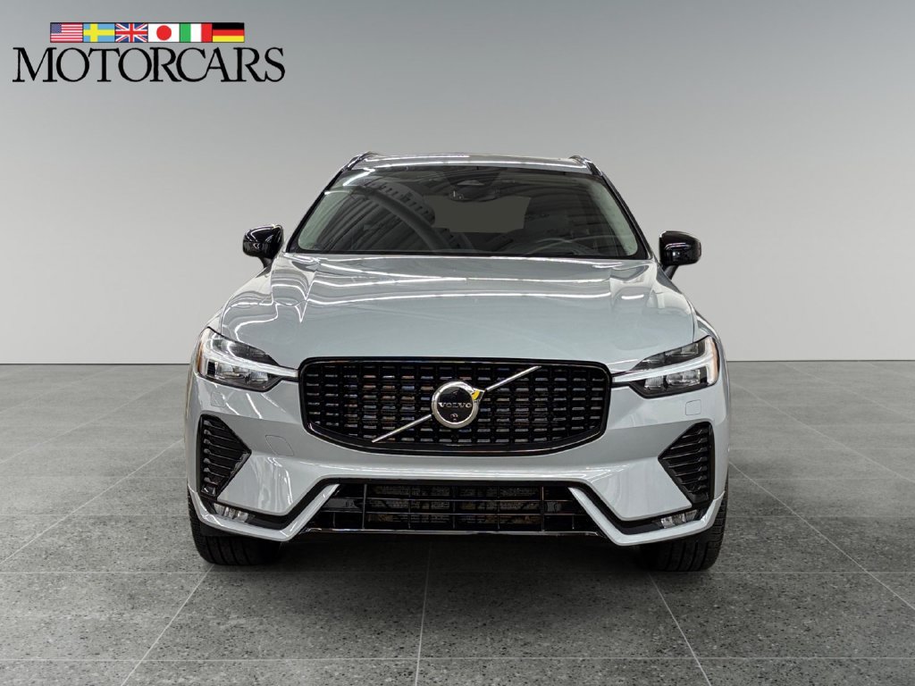 Certified 2024 Volvo XC60 B5 Ultimate w/ Protection Package Premier AWD/4WD image 8