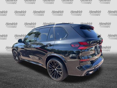 Used 2025 BMW X5 xDrive40i w/ M Sport Package AWD/4WD image 8