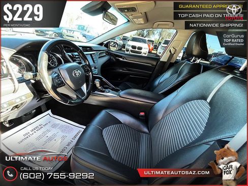 Used 2019 Toyota Camry SE w/ Carpet Mat Package FWD image 9