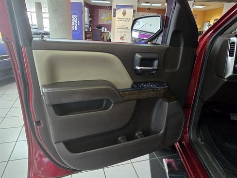 Used 2018 Chevrolet Silverado 1500 LT w/ All Star Edition AWD/4WD image 7