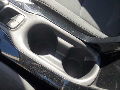 Used 2022 Toyota Corolla LE image 29