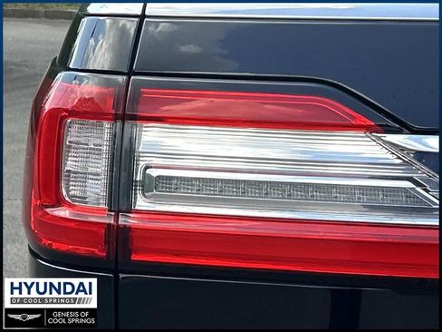 Used 2021 Lincoln Navigator L Reserve AWD/4WD image 13