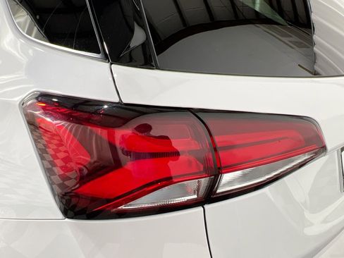 Used 2022 Chevrolet Equinox Premier image 16