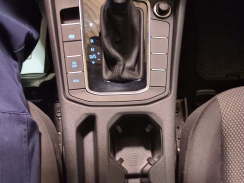 Used 2021 Volkswagen Jetta S image 18