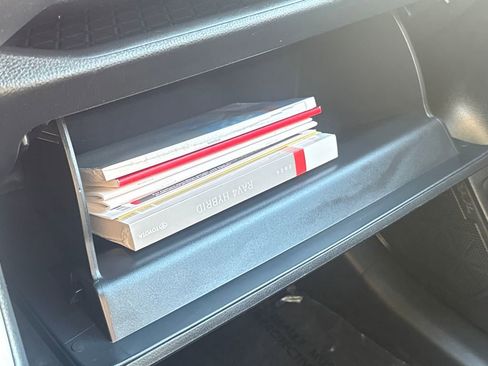 Used 2024 Toyota RAV4 XLE image 29