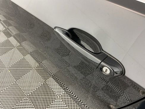 Used 2009 BMW 328i Convertible image 10