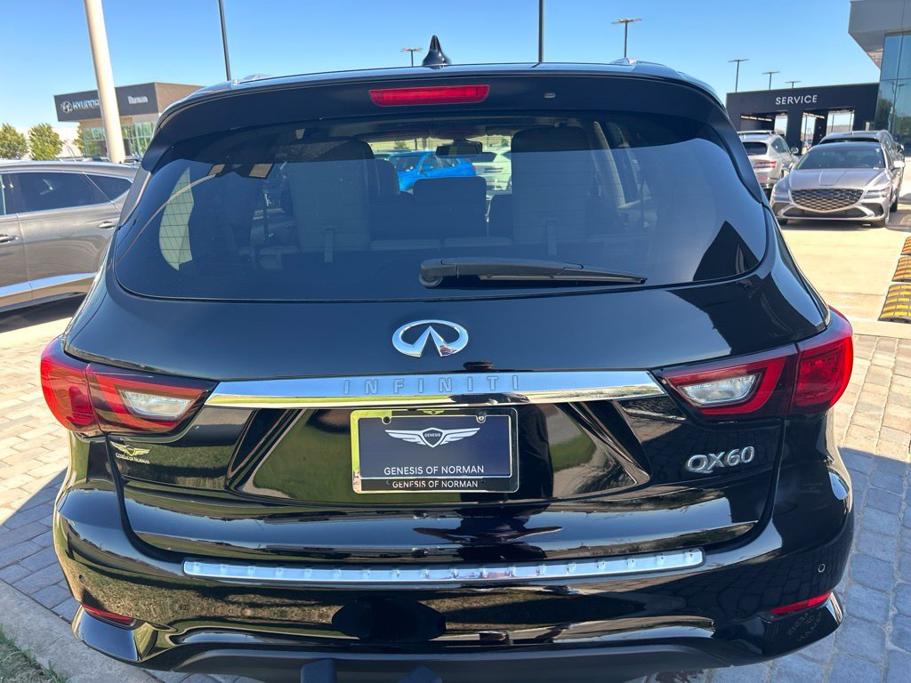Used 2019 INFINITI QX60 Luxe w/ Essential Package FWD image 6