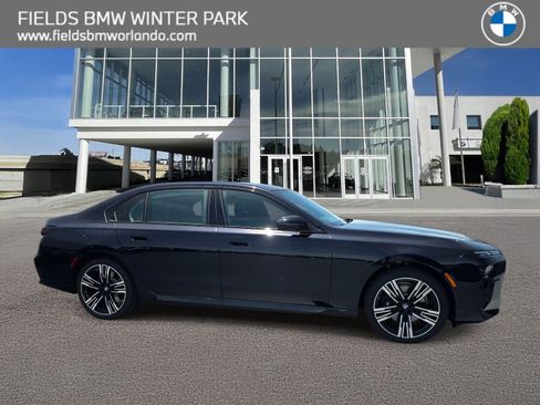 New 2026 BMW 740i RWD image 1