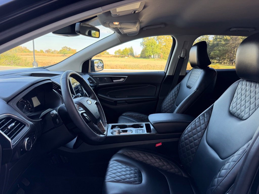 Used 2024 Ford Edge Titanium AWD/4WD image 10