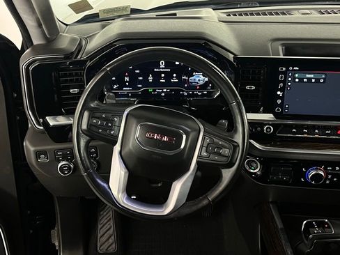 Used 2022 GMC Sierra 1500 Elevation w/ Elevation Premium Package image 33