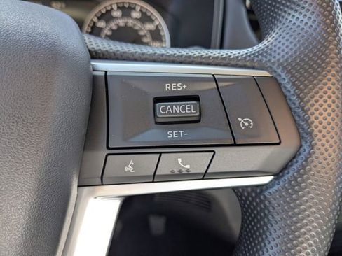 New 2025 Mitsubishi Outlander ES FWD image 30