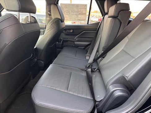 New 2026 Toyota 4Runner TRD Off-Road Premium image 9