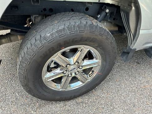 Used 2025 Ford F150 XLT w/ Equipment Group 301A Standard AWD/4WD image 15