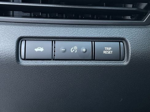 New 2025 Nissan Altima 2.5 SR w/ SR Premium Package image 23