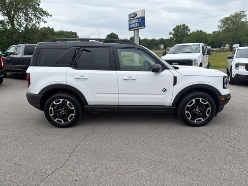 Certified 2022 Ford Bronco Sport Outer Banks AWD/4WD image 4