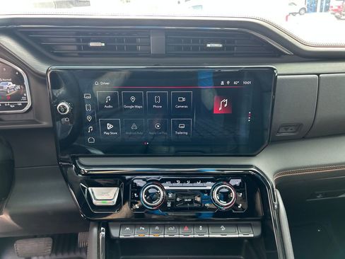 Used 2023 GMC Sierra 1500 AT4 w/ AT4 Premium Package AWD/4WD image 23