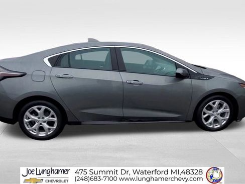 Used 2017 Chevrolet Volt Premier image 9