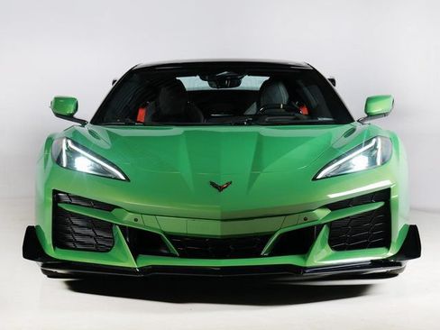 Used 2026 Chevrolet Corvette Z06 RWD image 6