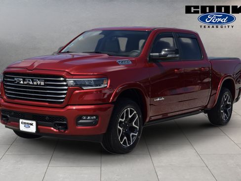 Used 2026 RAM 1500 Laramie AWD/4WD image 1