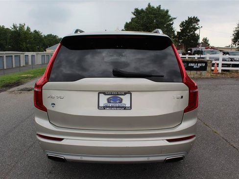 Used 2017 Volvo XC90 T5 Momentum AWD/4WD image 6