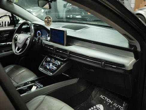Used 2022 Lincoln Corsair FWD w/ Premium Package image 14