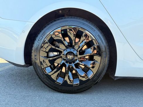 Used 2019 Tesla Model 3 AWD/4WD image 32