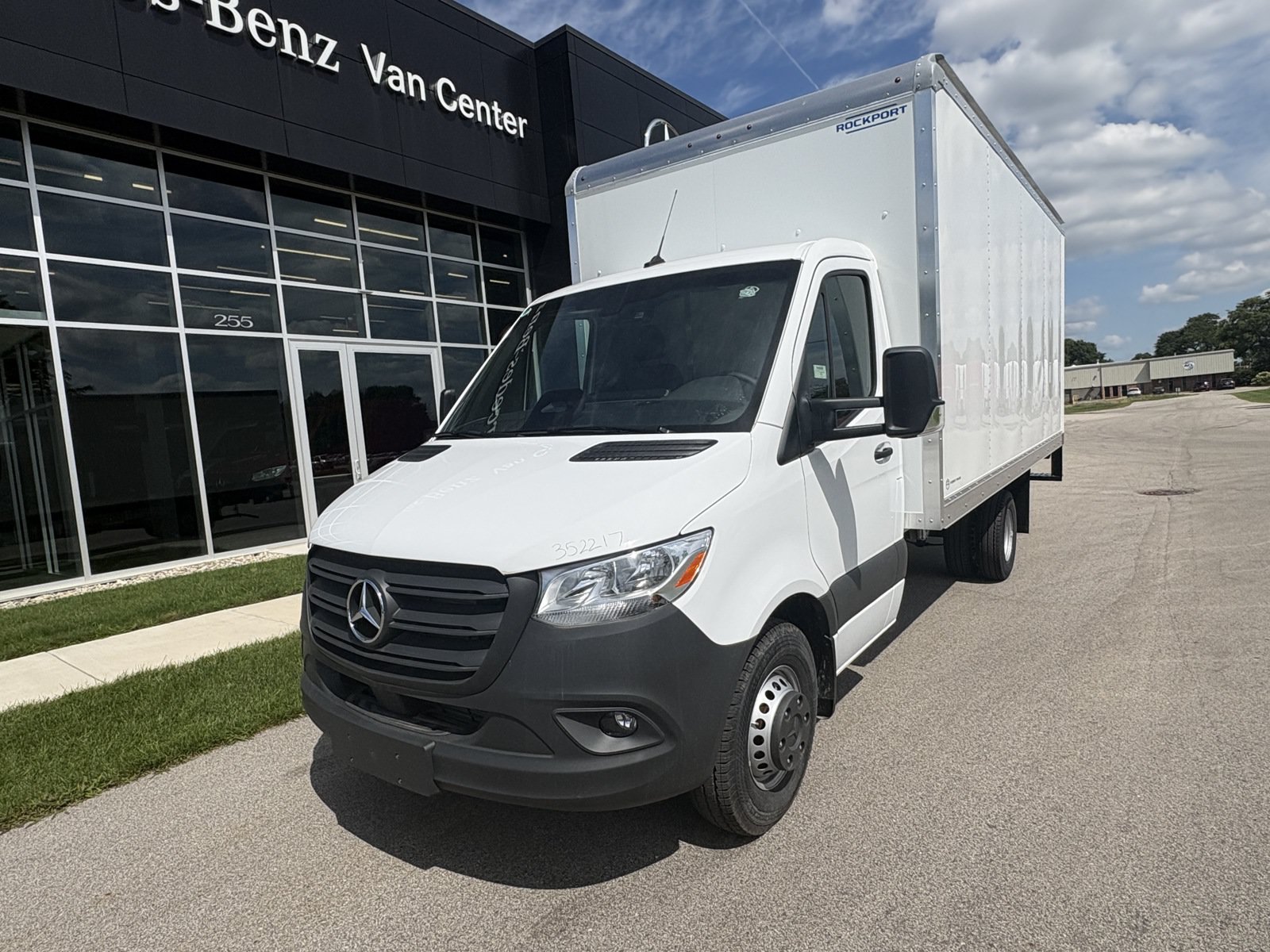 New 2025 Mercedes-Benz Sprinter 3500 image 4
