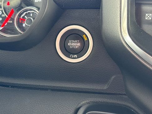 Used 2024 RAM 1500 Laramie image 33