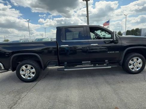 Used 2021 Chevrolet Silverado 2500 LTZ w/ LTZ Plus Package AWD/4WD image 9