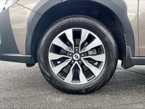 Used 2024 Subaru Outback Limited AWD/4WD image 10