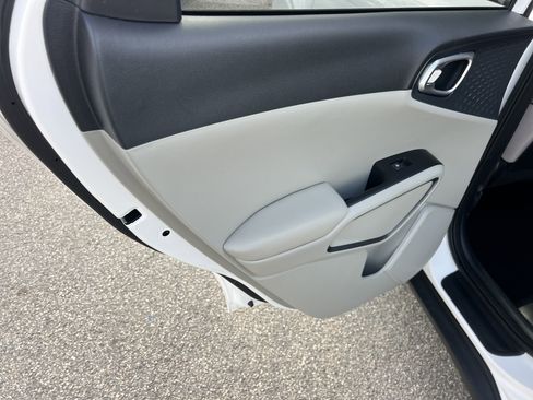 Used 2022 Kia Soul S image 21