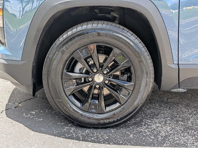 Used 2025 Chevrolet Equinox LT FWD image 11