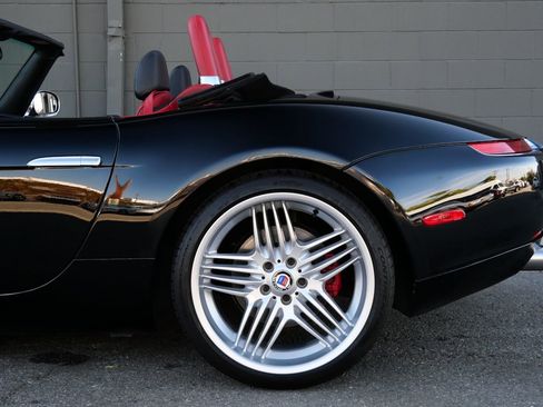 Used 2001 BMW Z8 RWD image 32
