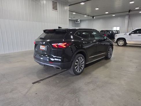 Used 2022 Chevrolet Blazer Premier w/ Enhanced Convenience Package AWD/4WD image 8