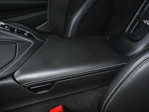 Used 2023 Chevrolet Corvette Stingray Preferred Cpe RWD image 45