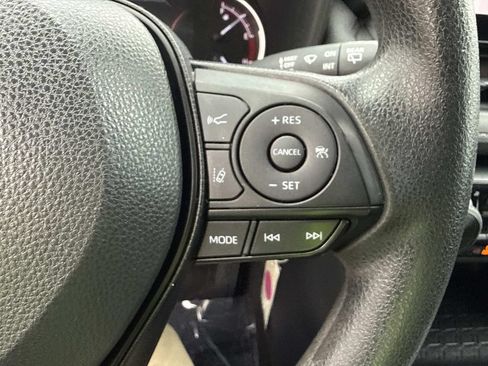 Used 2023 Toyota RAV4 LE FWD image 33