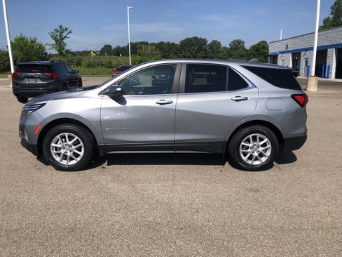 Used 2024 Chevrolet Equinox LT AWD/4WD image 4