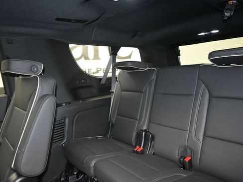 New 2026 Chevrolet Suburban Premier w/ Sun And Tow Package AWD/4WD image 9