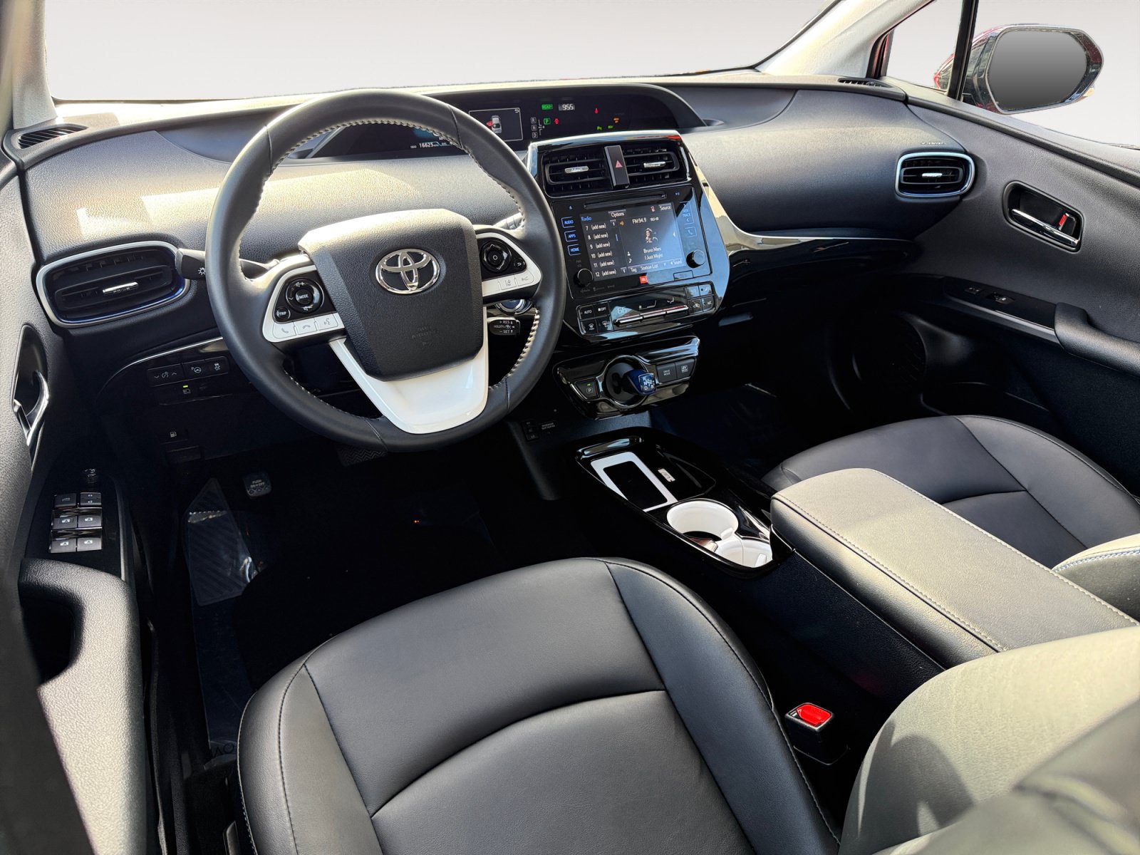 Used 2016 Toyota Prius Four Touring w/ Premium Convenience Package FWD image 15