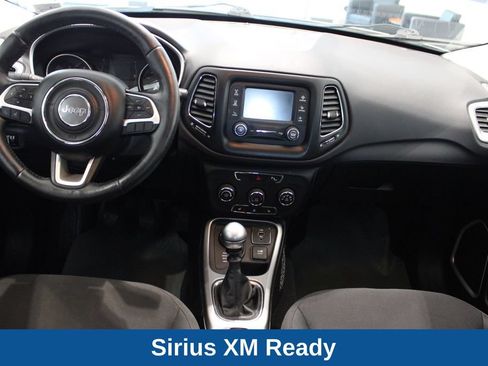 Used 2017 Jeep Compass Sport w/ Cold Weather Group AWD/4WD image 8