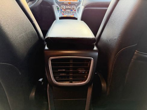 Used 2019 Lincoln Nautilus FWD image 32