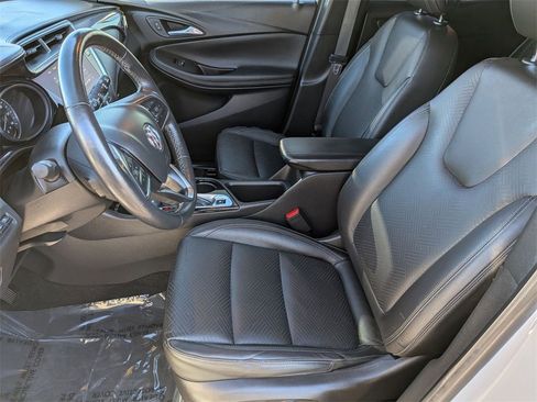 Used 2022 Buick Encore GX Essence w/ Advanced Technology Package image 11