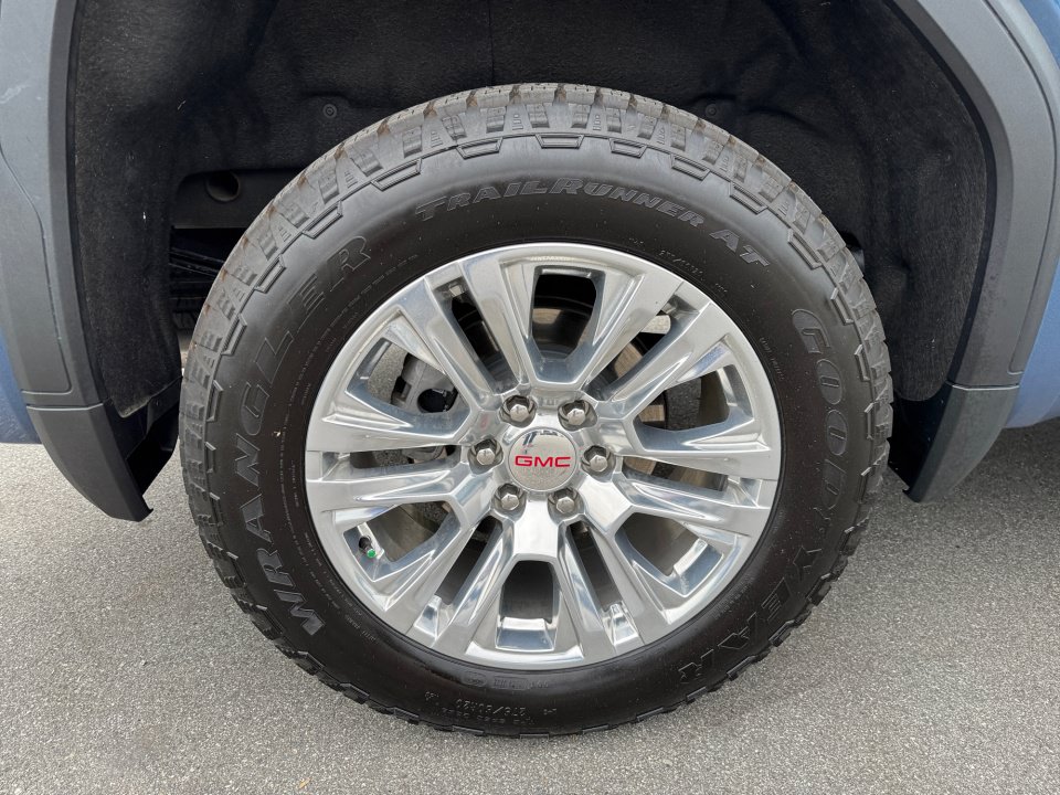 Used 2025 GMC Sierra 1500 Denali AWD/4WD image 27