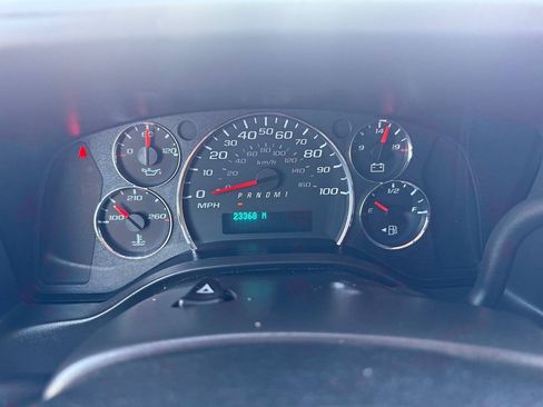 Used 2025 Chevrolet Express 2500 Extended w/ Driver Convenience Package RWD image 31