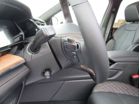 New 2025 Jeep Grand Cherokee Summit image 24