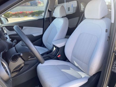 Used 2023 Hyundai Kona SEL w/ Cargo Package AWD/4WD image 18
