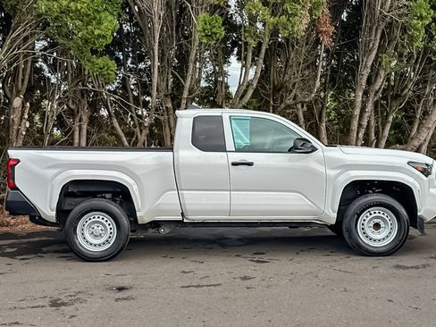Used 2024 Toyota Tacoma SR RWD image 2