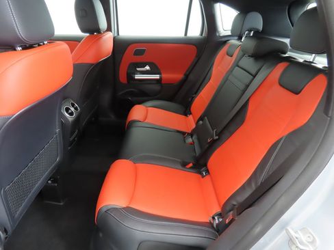 Certified 2025 Mercedes-Benz GLA 35 AMG 4MATIC image 21